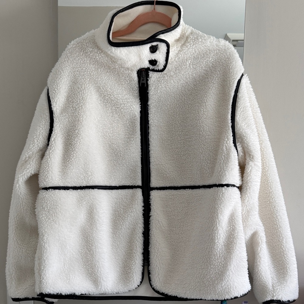 Fabletics Cream Sherpa Jacket with Black Piping - Picture 5 of 7